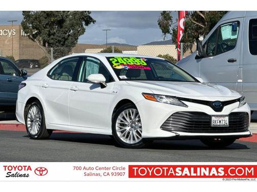2019 Toyota Camry Hybrid XLE