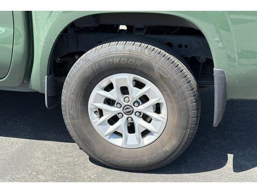 Tactical Green Metallic 2024 Nissan Frontier SV