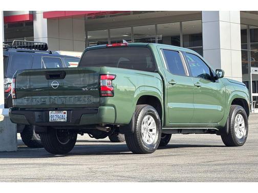 Tactical Green Metallic 2024 Nissan Frontier SV