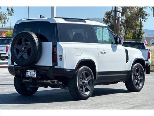 2024 Land Rover Defender 90 P400 X-Dynamic SE