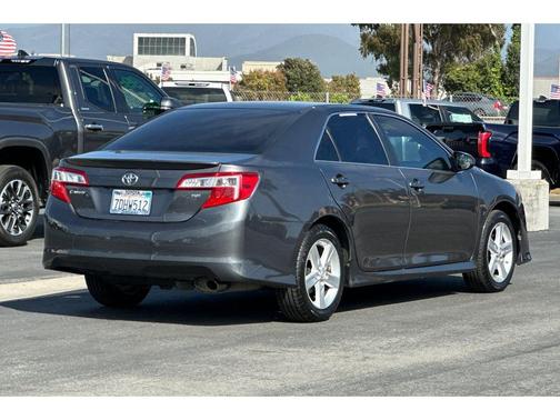 2014 Toyota Camry SE