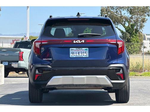 Dark Ocean Blue 2024 Kia Seltos EX