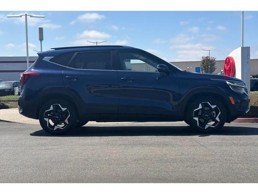Dark Ocean Blue 2024 Kia Seltos EX