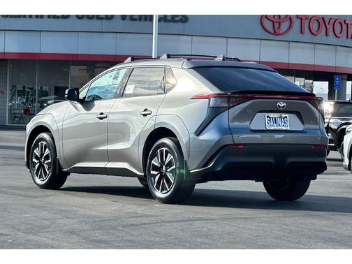 2026 Toyota bZ XLE Plus