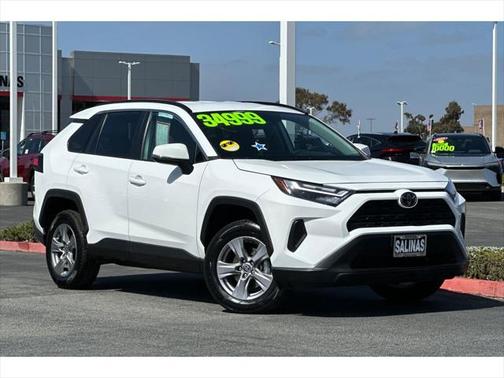 2024 Toyota RAV4 XLE