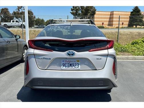 2022 Toyota Prius Prime XLE