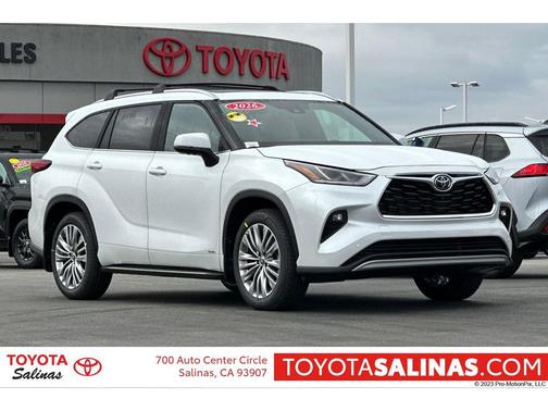 Wind Chill Pearl 2026 Toyota Highlander Hybrid Platinum