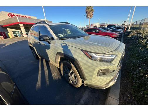 2022 Toyota RAV4 Adventure