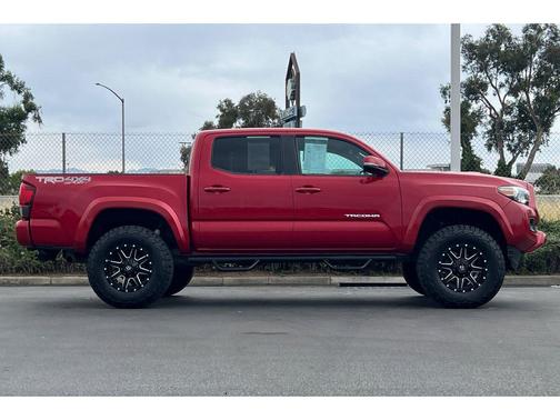 2019 Toyota Tacoma TRD Sport