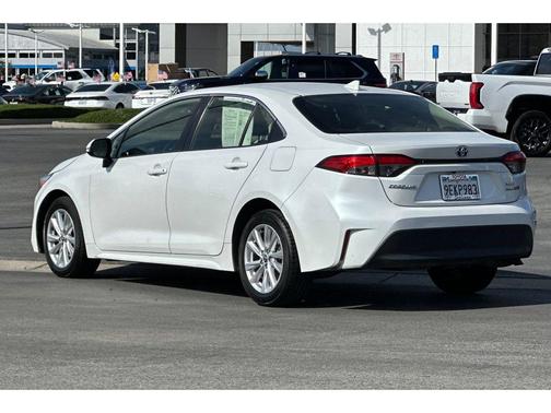 2023 Toyota Corolla Hybrid XLE