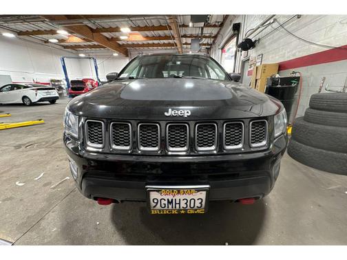 2020 Jeep Compass Trailhawk