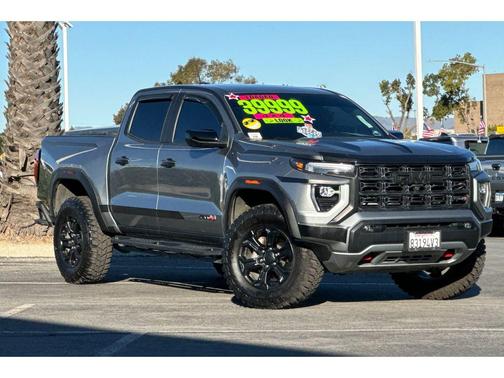 2023 GMC Canyon AT4
