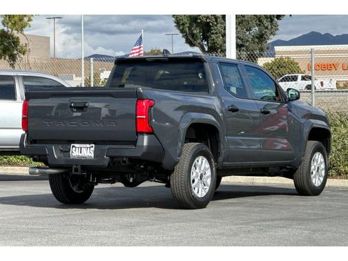 2025 Toyota Tacoma SR