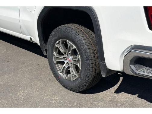 White 2025 GMC Sierra 1500 SLT
