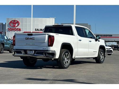 White 2025 GMC Sierra 1500 SLT