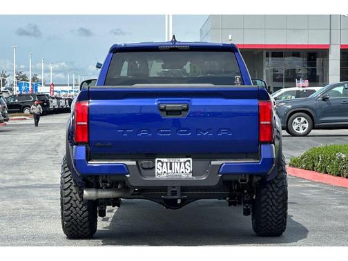 2025 Toyota Tacoma TRD Off Road