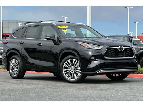 2024 Toyota Highlander Platinum