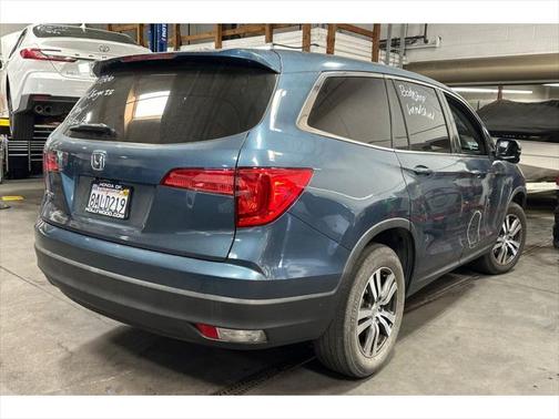 2017 Honda Pilot EX