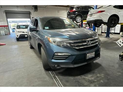 2017 Honda Pilot EX