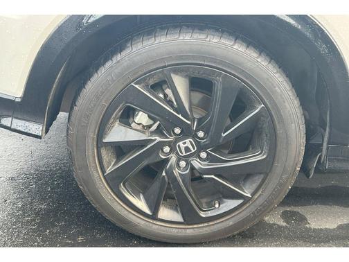 Platinum White Pearl 2022 Honda HR-V 2WD Sport