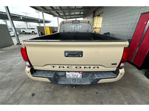 2018 Toyota Tacoma TRD Sport