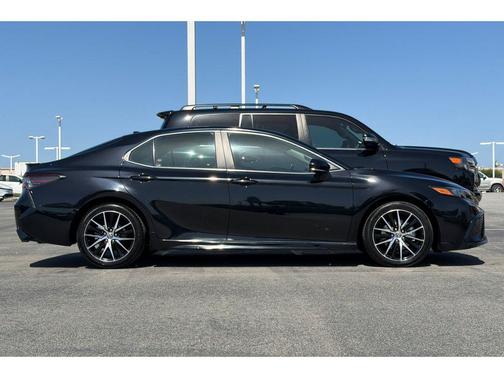 Midnight Black Metallic 2023 Toyota Camry SE