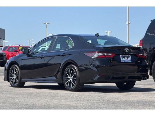 Midnight Black Metallic 2023 Toyota Camry SE