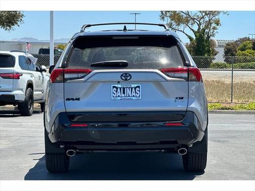 2025 Toyota RAV4 Hybrid SE