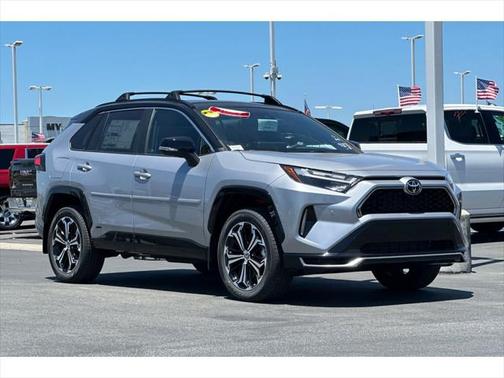 2025 Toyota RAV4 Hybrid SE