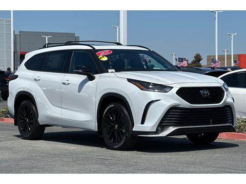 2025 Toyota Highlander XSE