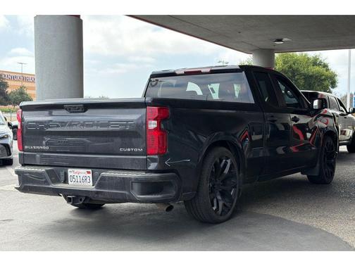 Dark Ash Metallic 2022 Chevrolet Silverado 1500 Custom