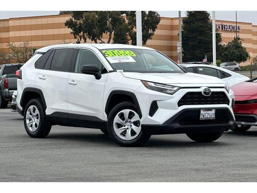 Ice Cap 2024 Toyota RAV4 LE