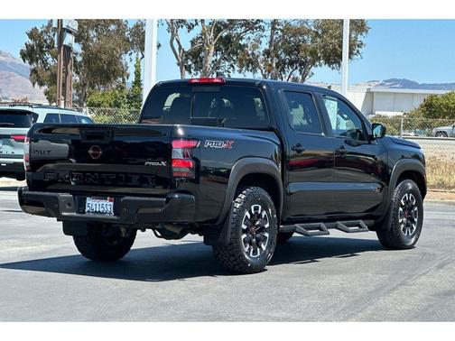 2023 Nissan Frontier PRO-X