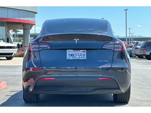 2024 Tesla Model Y Long Range Dual Motor All-Wheel Drive