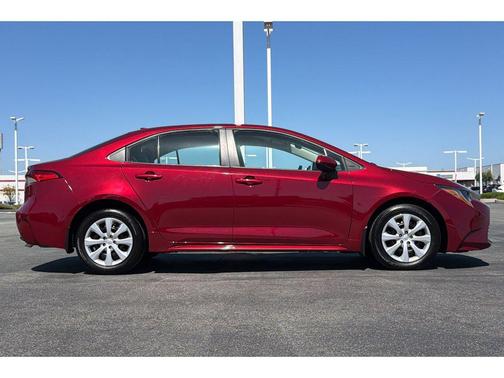 Ruby Flare Pearl 2025 Toyota Corolla LE