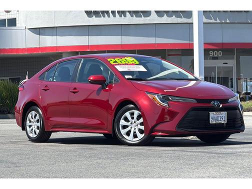 Ruby Flare Pearl 2025 Toyota Corolla LE