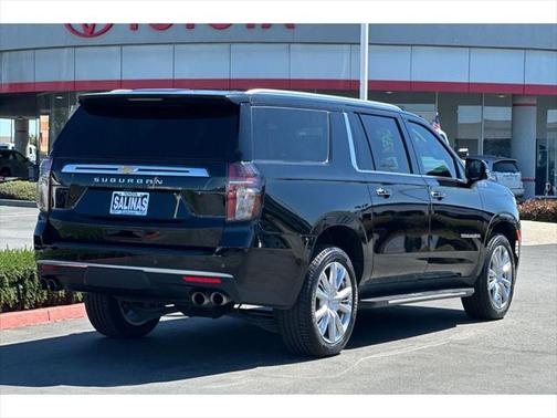 2021 Chevrolet Suburban 4WD High Country
