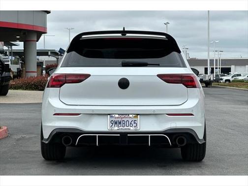 2022 Volkswagen Golf GTI 2.0T SE DSG