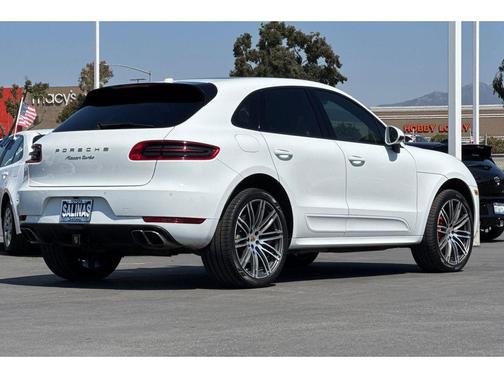 2017 Porsche Macan Turbo