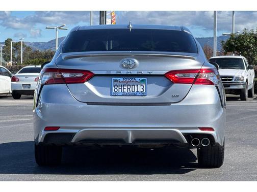 2019 Toyota Camry SE