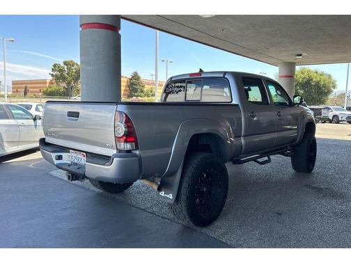 2014 Toyota Tacoma Base