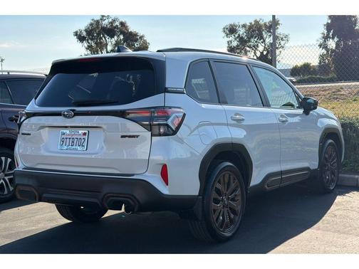 Crystal White Pearl 2025 Subaru Forester Sport