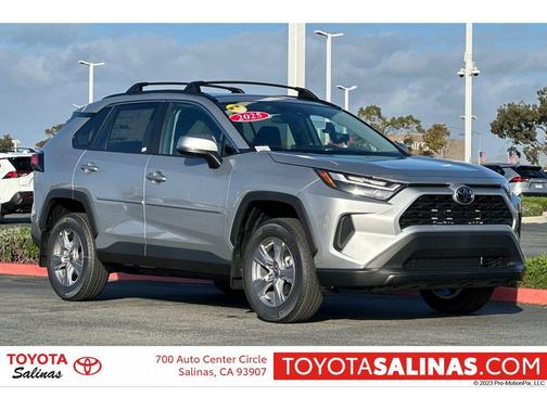 2025 Toyota RAV4 XLE