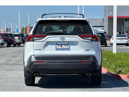 2025 Toyota RAV4 Hybrid XLE Premium