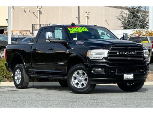 2019 RAM 2500 Laramie Crew Cab 4x4 6'4' Box
