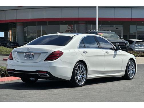 2018 Mercedes-Benz S-Class S560