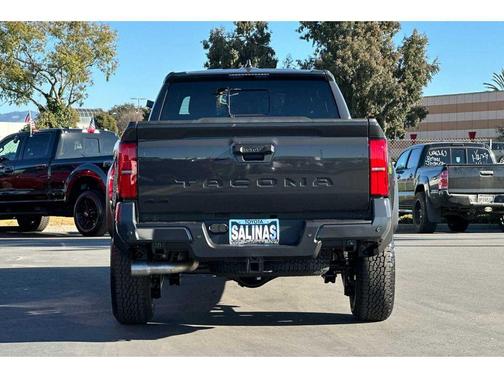 2025 Toyota Tacoma TRD Off Road