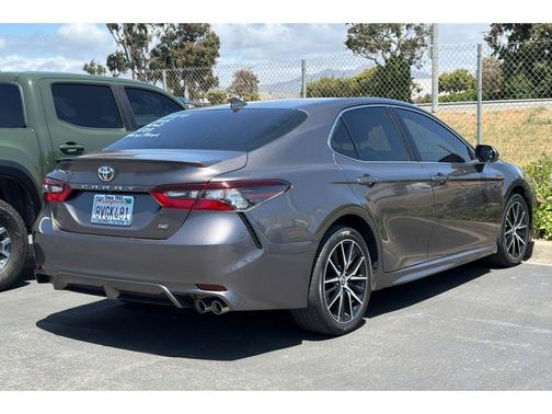 Predawn Gray Mica 2021 Toyota Camry SE