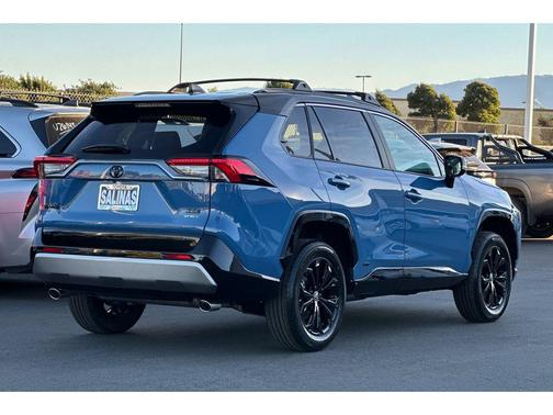 2025 Toyota RAV4 Hybrid SE