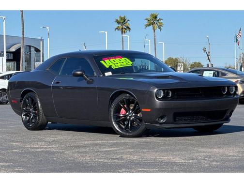 2018 Dodge Challenger SXT